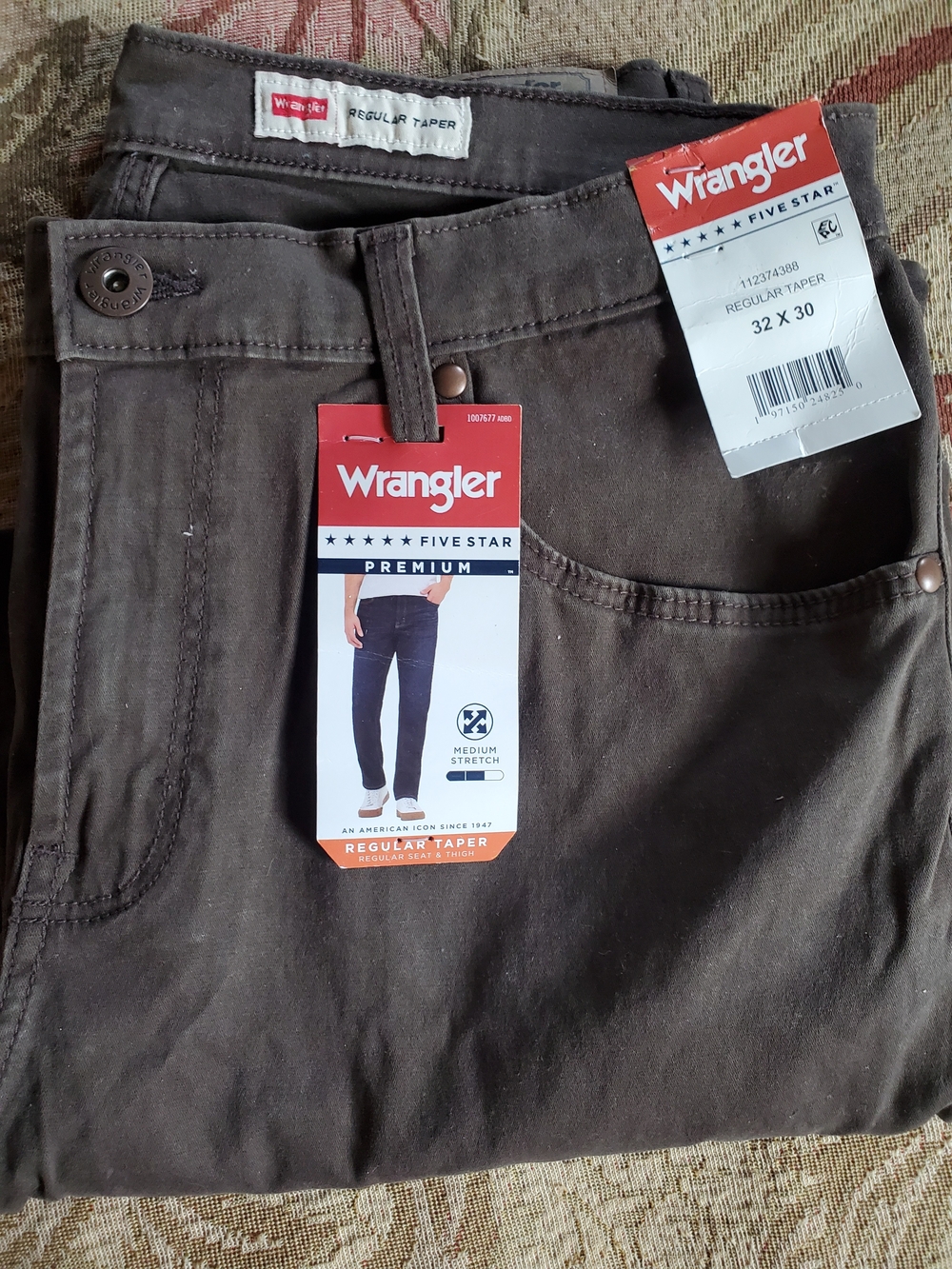 Wrangler Five Star Regular Taper Jeans - Dark Brown
